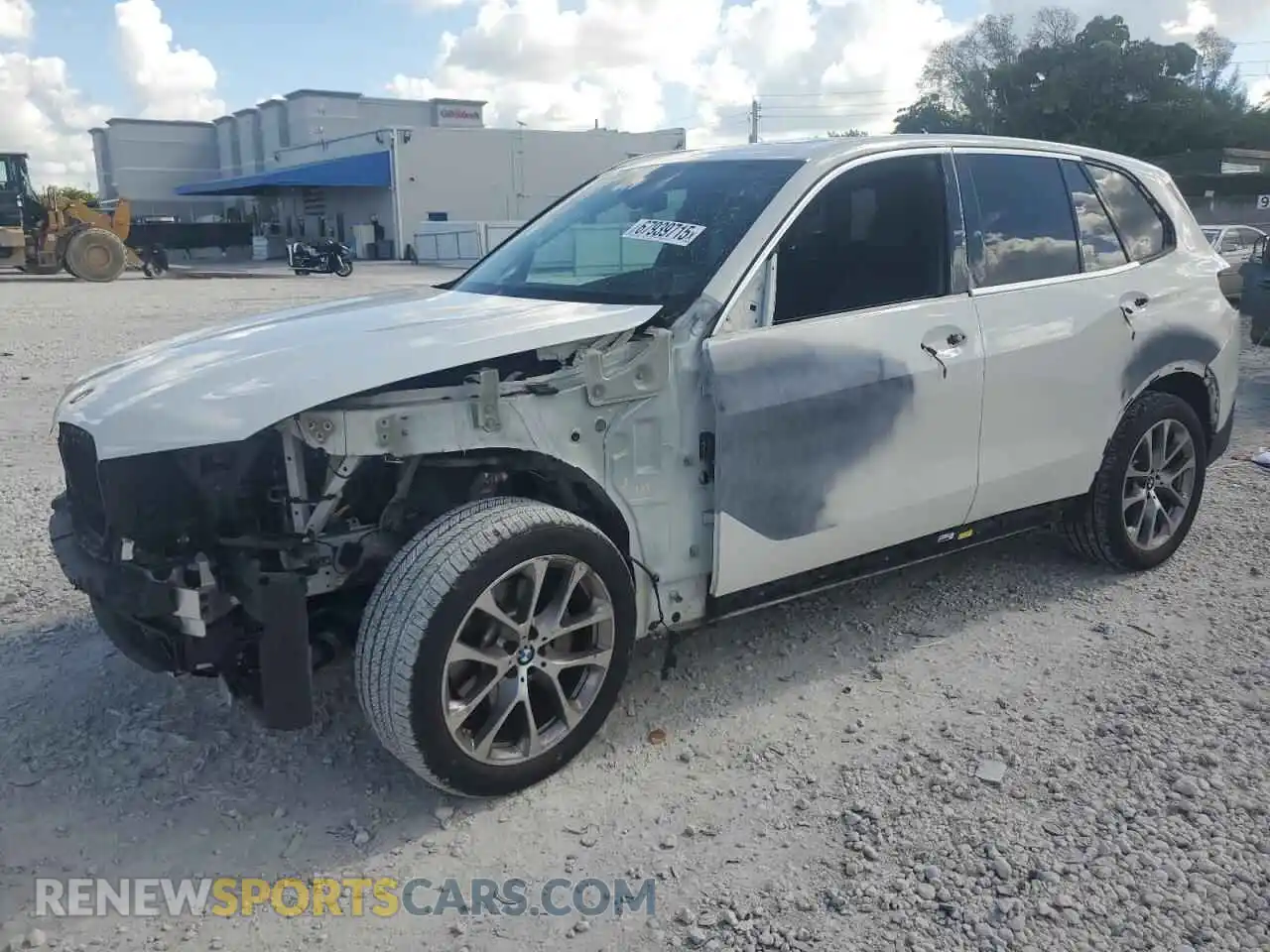 1 Photograph of a damaged car 5UXCR4C05P9N48649 BMW X5 2023