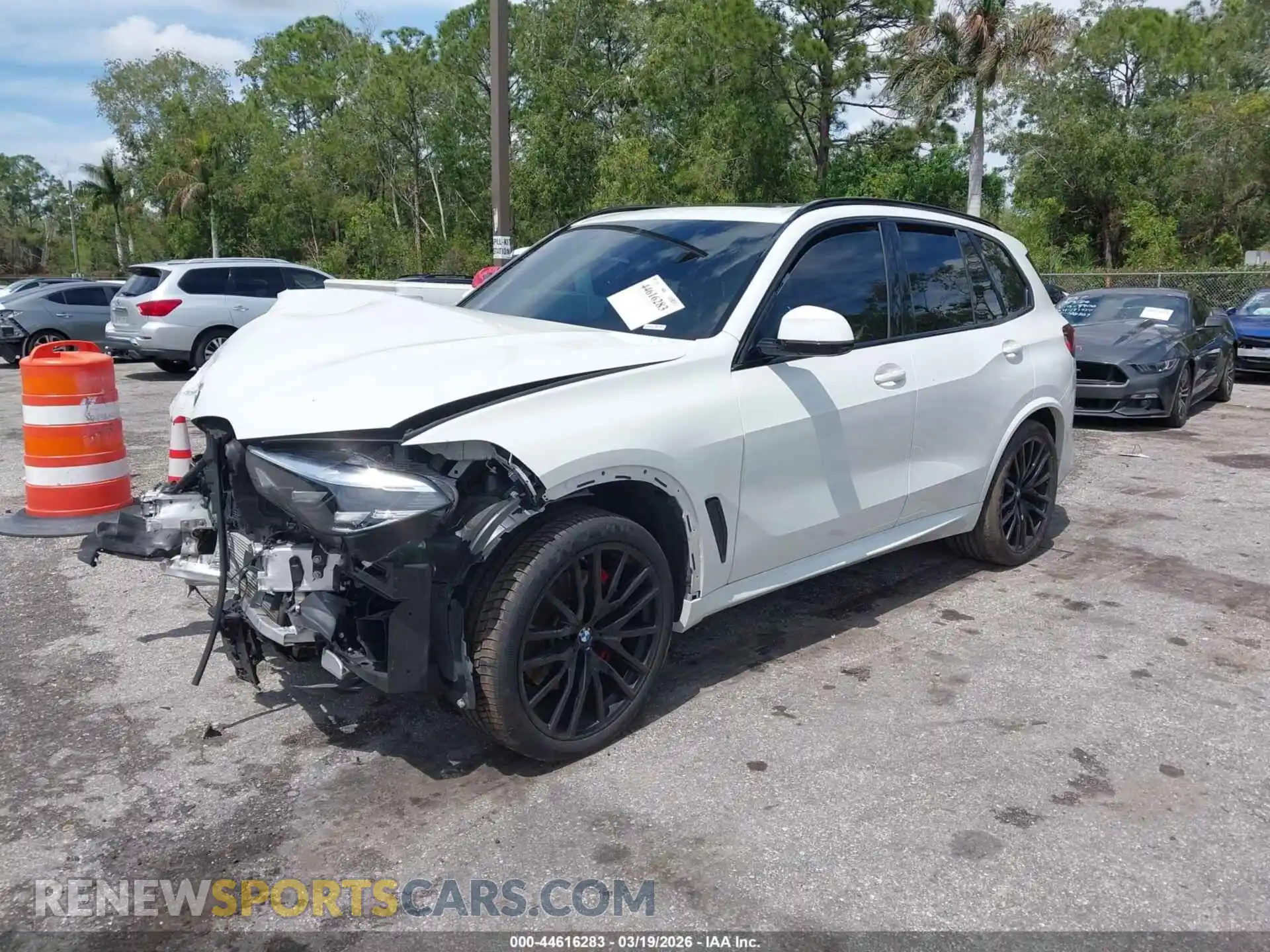2 Photograph of a damaged car 5UXCR4C06P9R06034 BMW X5 2023