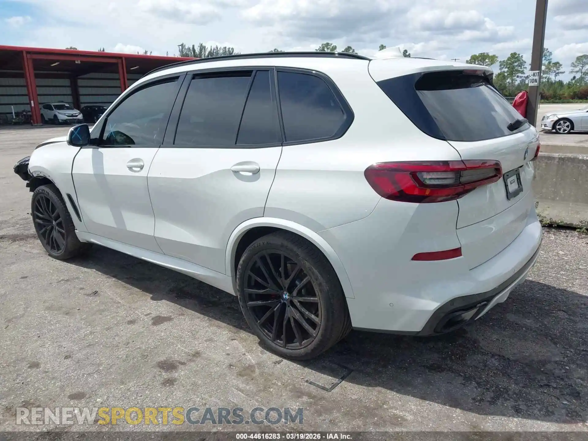 3 Photograph of a damaged car 5UXCR4C06P9R06034 BMW X5 2023