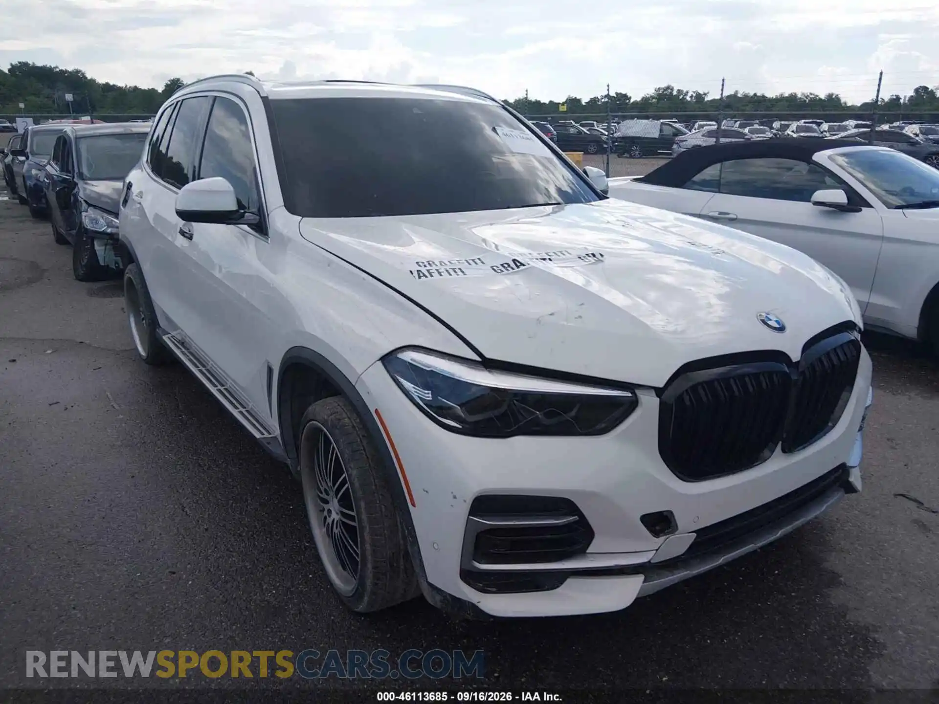 1 Photograph of a damaged car 5UXCR4C07P9P22656 BMW X5 2023