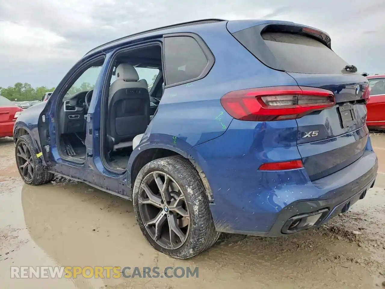 2 Photograph of a damaged car 5UXCR4C07P9R74312 BMW X5 2023