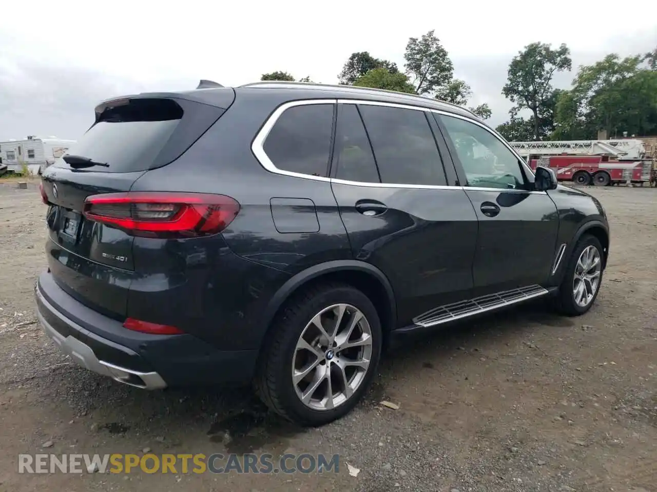 3 Photograph of a damaged car 5UXCR4C09P9R55275 BMW X5 2023