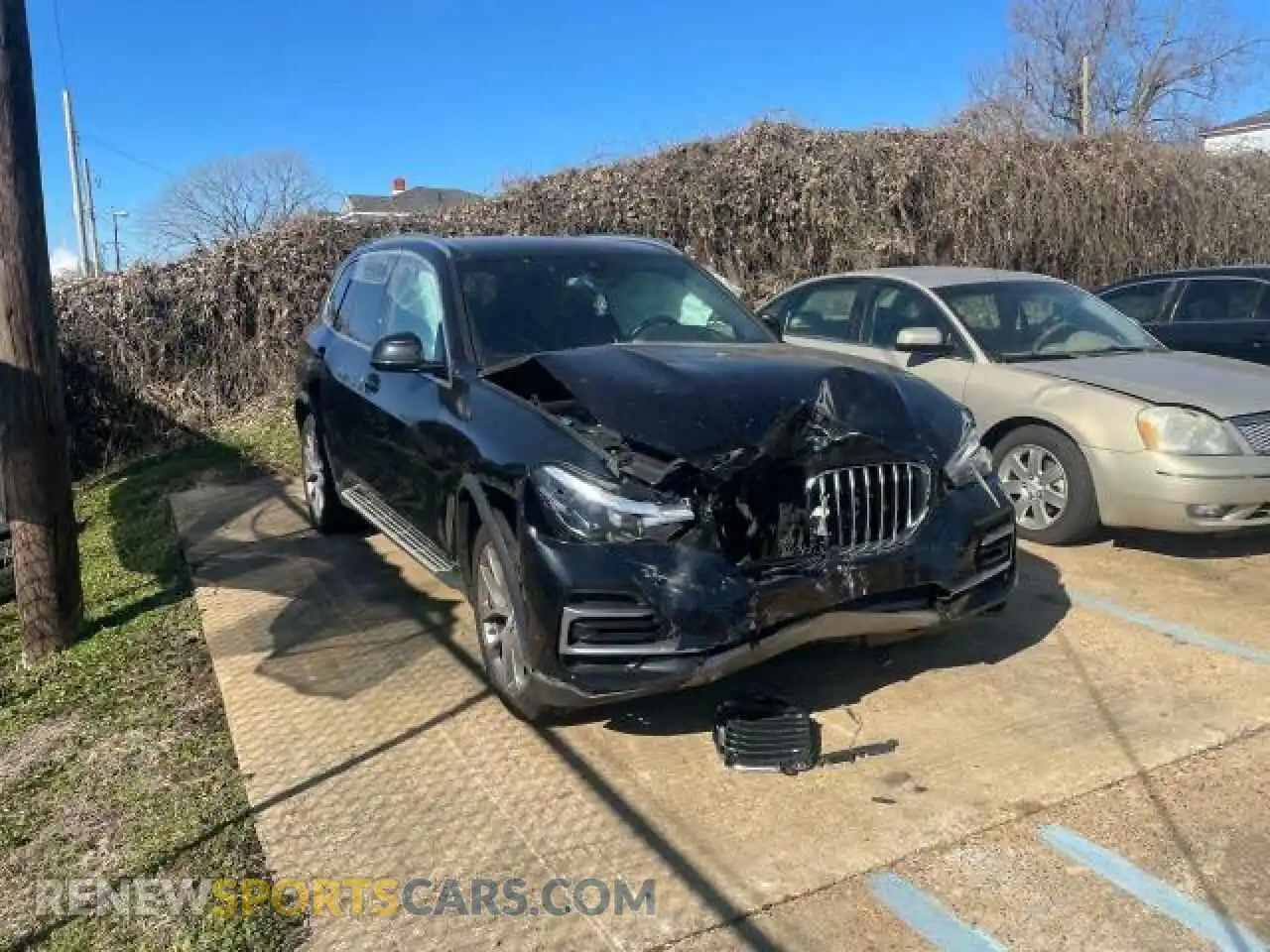 1 Photograph of a damaged car 5UXCR6C00P9N56119 BMW X5 2023