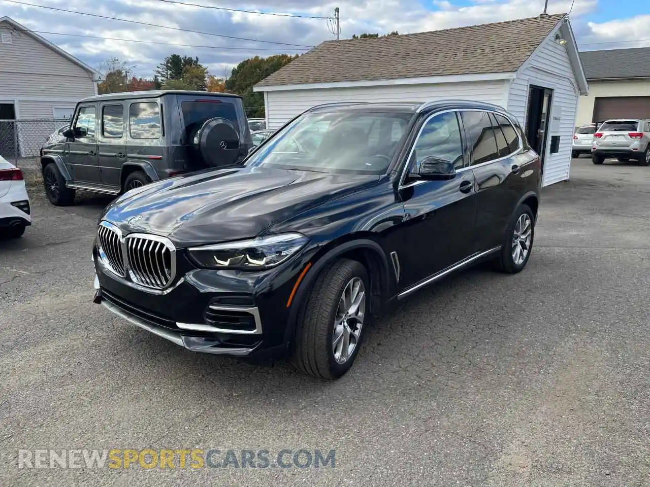 1 Photograph of a damaged car 5UXCR6C00P9P08111 BMW X5 2023