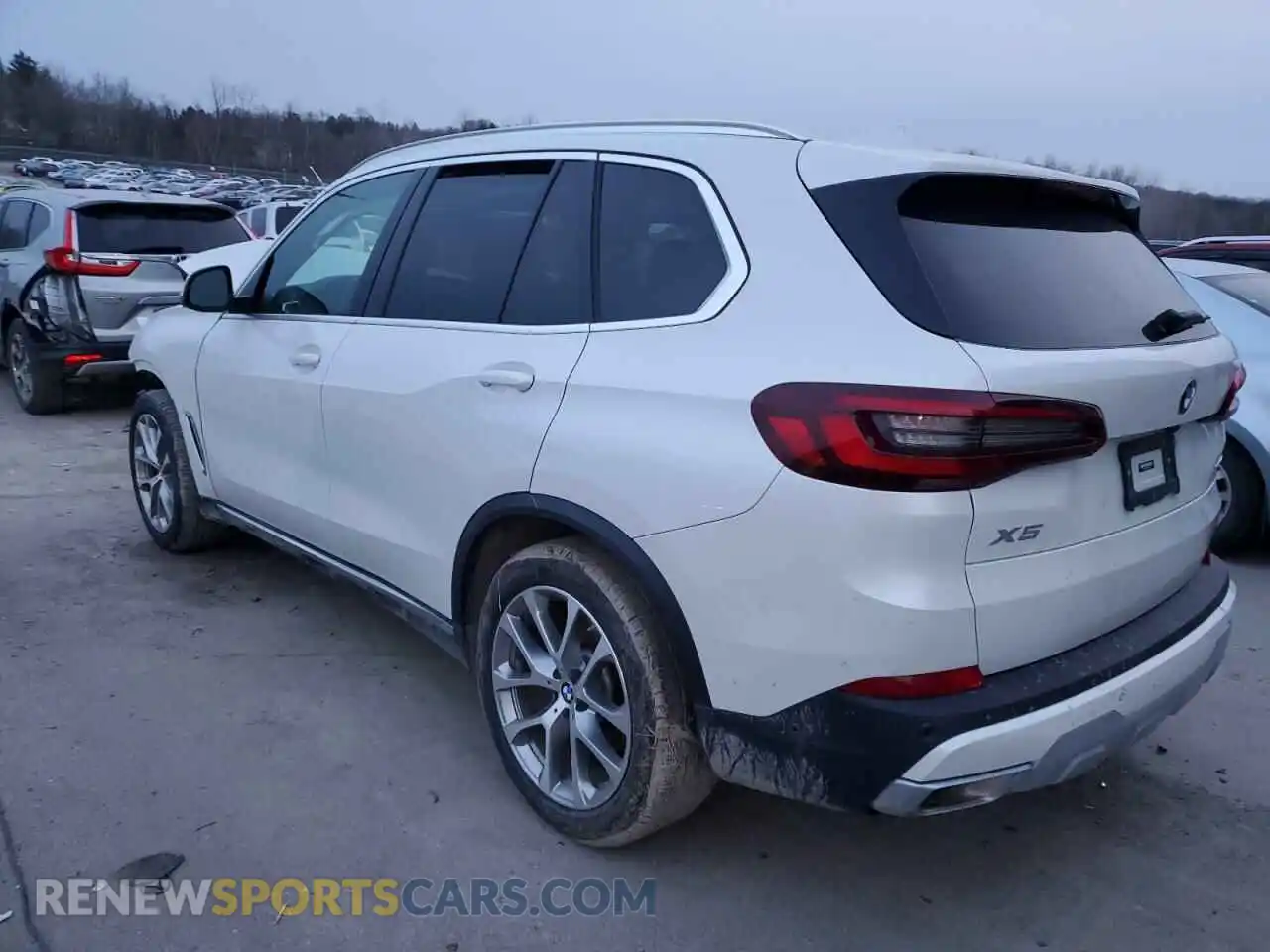 2 Photograph of a damaged car 5UXCR6C01P9N71731 BMW X5 2023