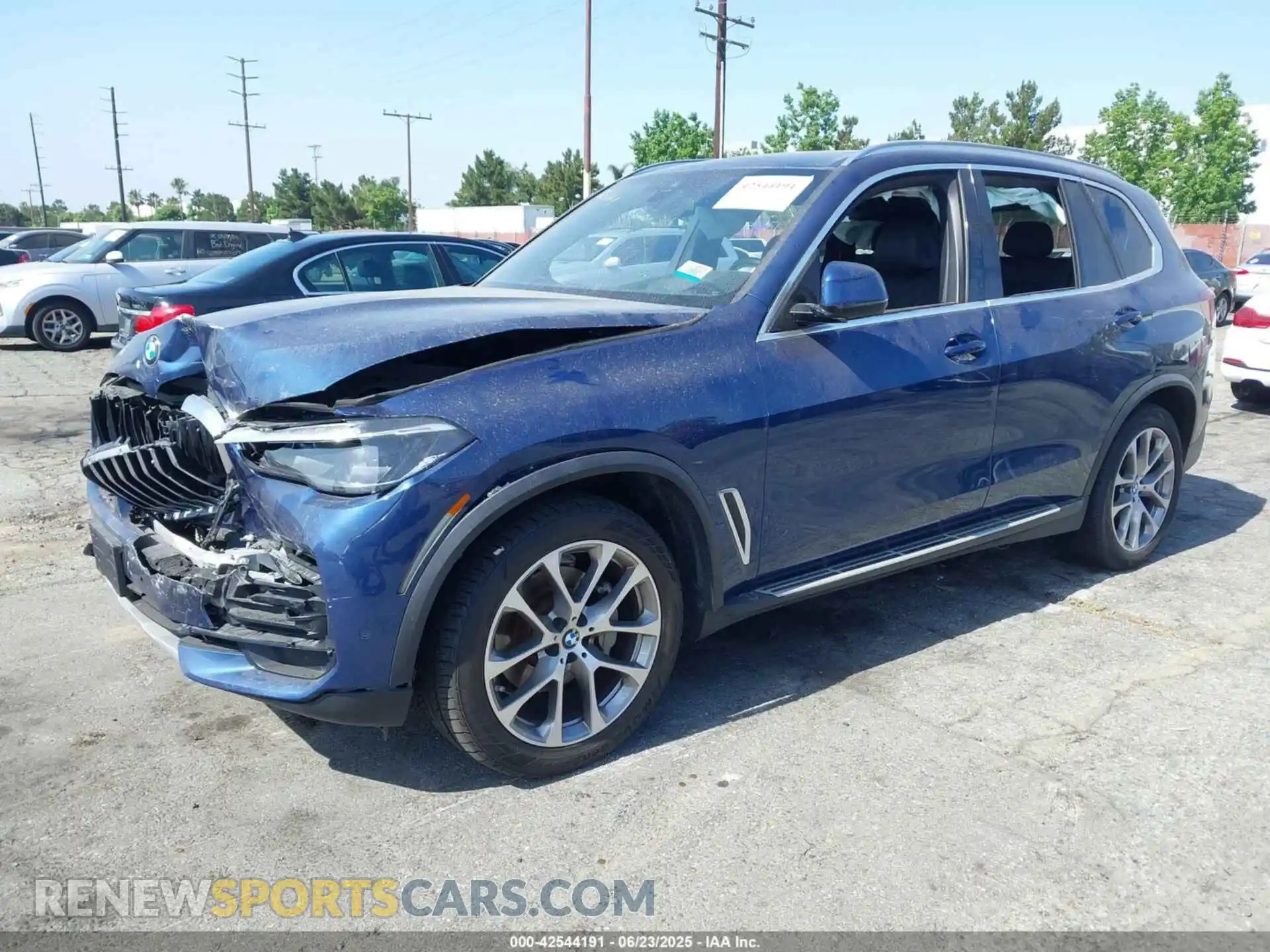 2 Photograph of a damaged car 5UXCR6C01P9N96807 BMW X5 2023