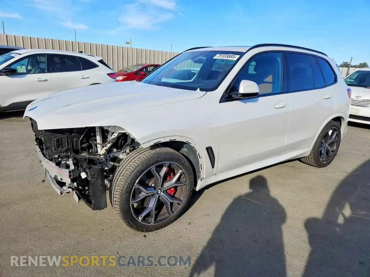 1 Photograph of a damaged car 5UXCR6C01P9P06724 BMW X5 2023