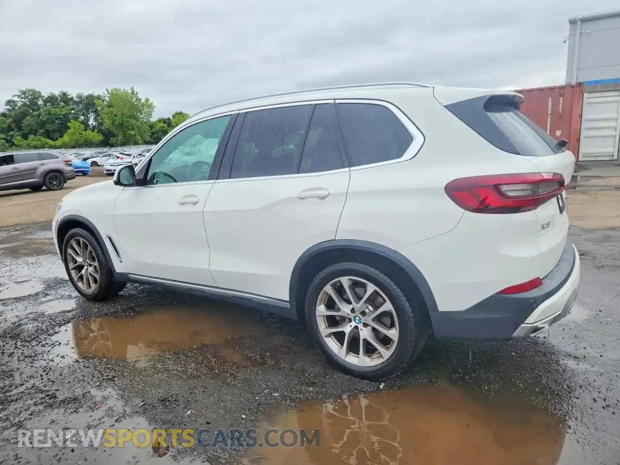 2 Photograph of a damaged car 5UXCR6C01P9R88525 BMW X5 2023