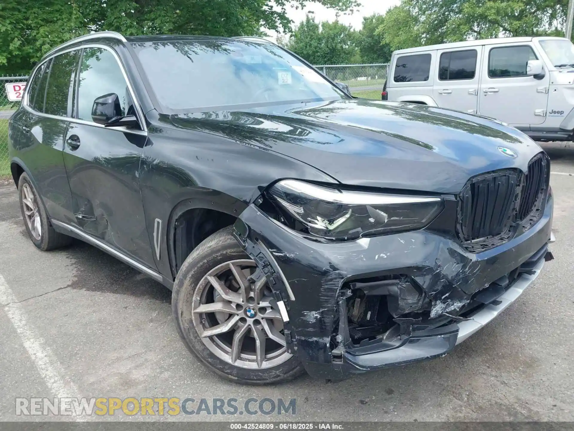 1 Photograph of a damaged car 5UXCR6C01P9R93000 BMW X5 2023