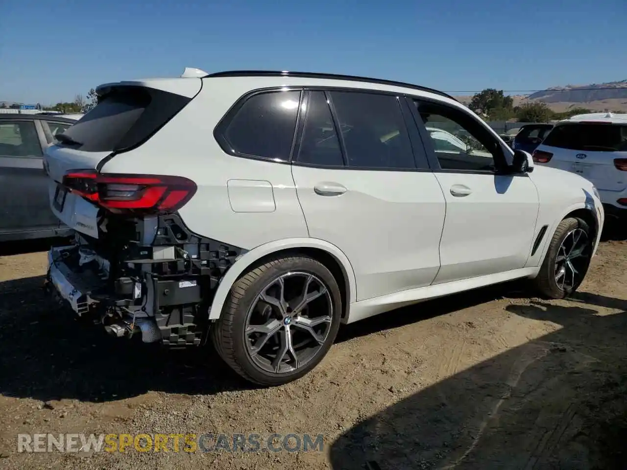3 fotografías del automóvil dañado 5UXCR6C02P9N80597 BMW X5 2023