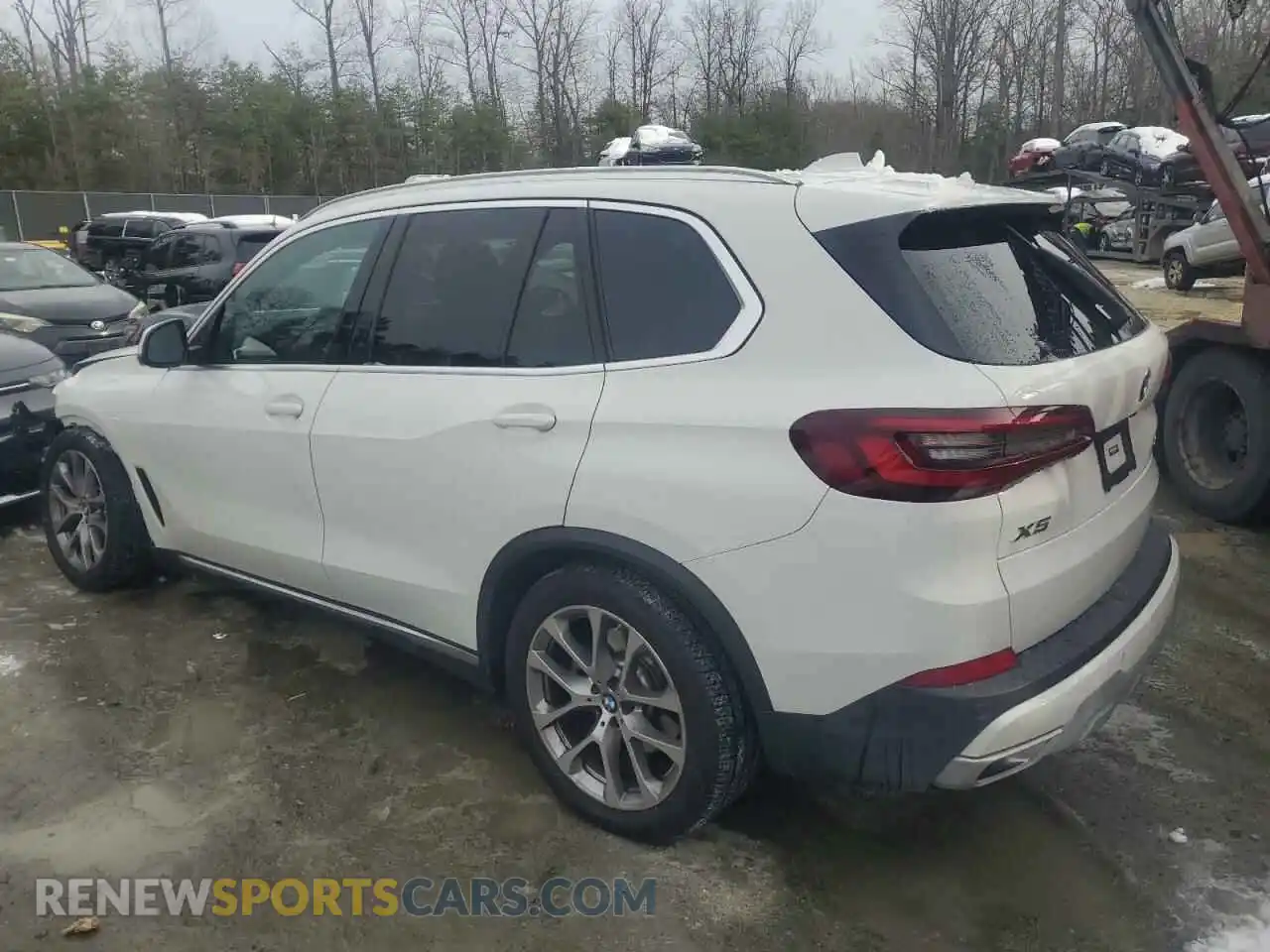 2 Photograph of a damaged car 5UXCR6C02P9P15190 BMW X5 2023