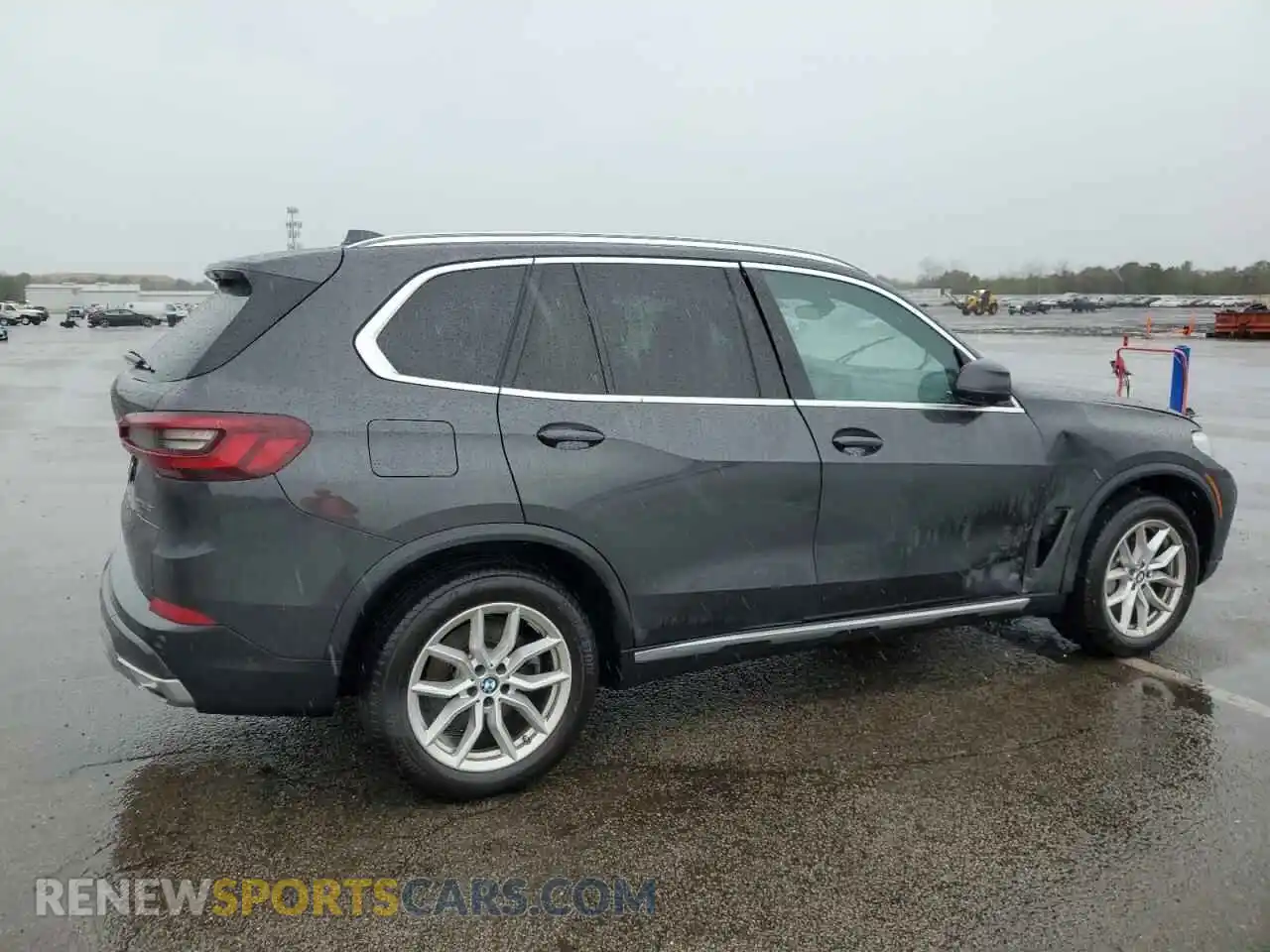 3 Photograph of a damaged car 5UXCR6C02P9P67189 BMW X5 2023