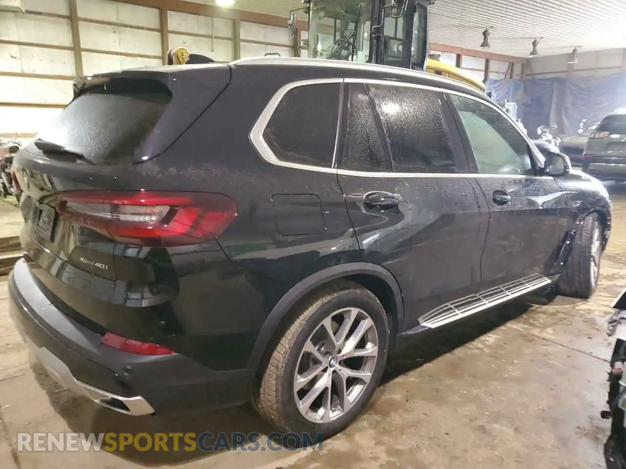 3 Photograph of a damaged car 5UXCR6C04P9P23064 BMW X5 2023