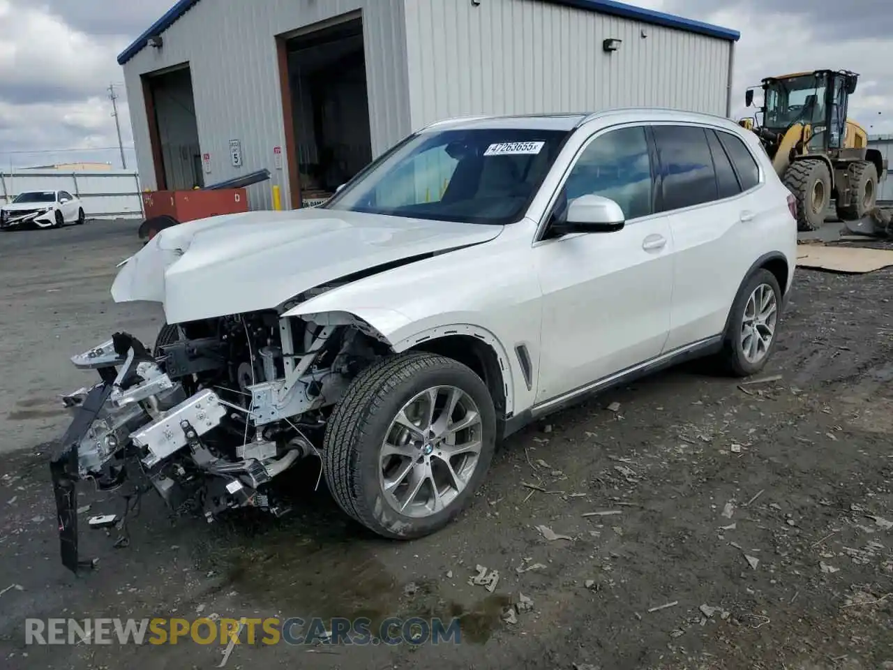 1 Photograph of a damaged car 5UXCR6C04P9R89507 BMW X5 2023