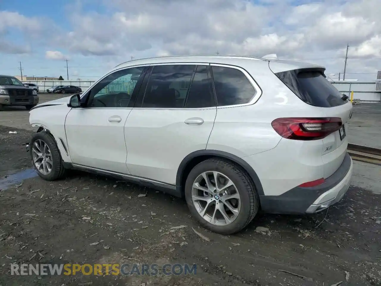 2 Photograph of a damaged car 5UXCR6C04P9R89507 BMW X5 2023