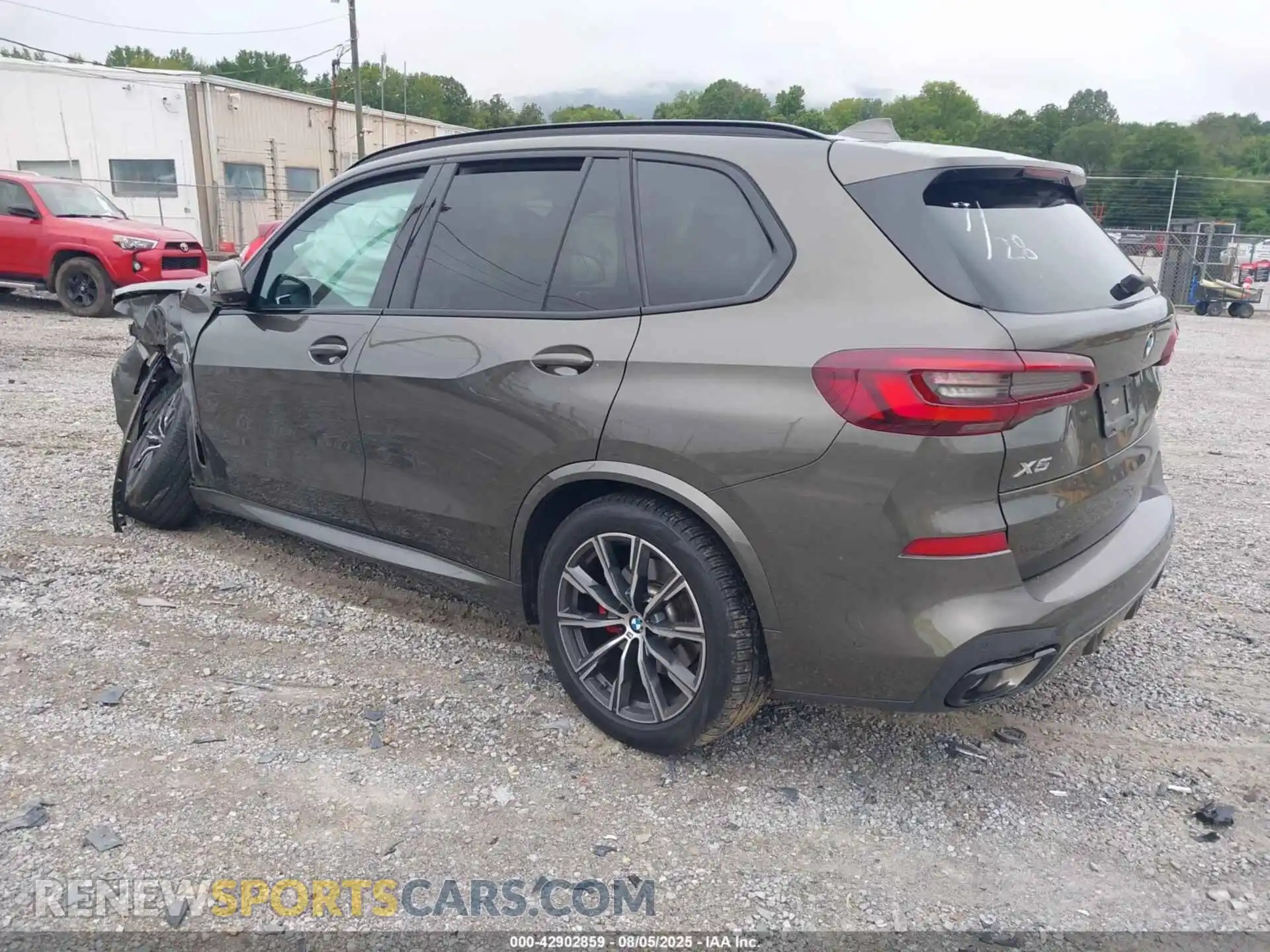 3 Photograph of a damaged car 5UXCR6C05P9N78469 BMW X5 2023