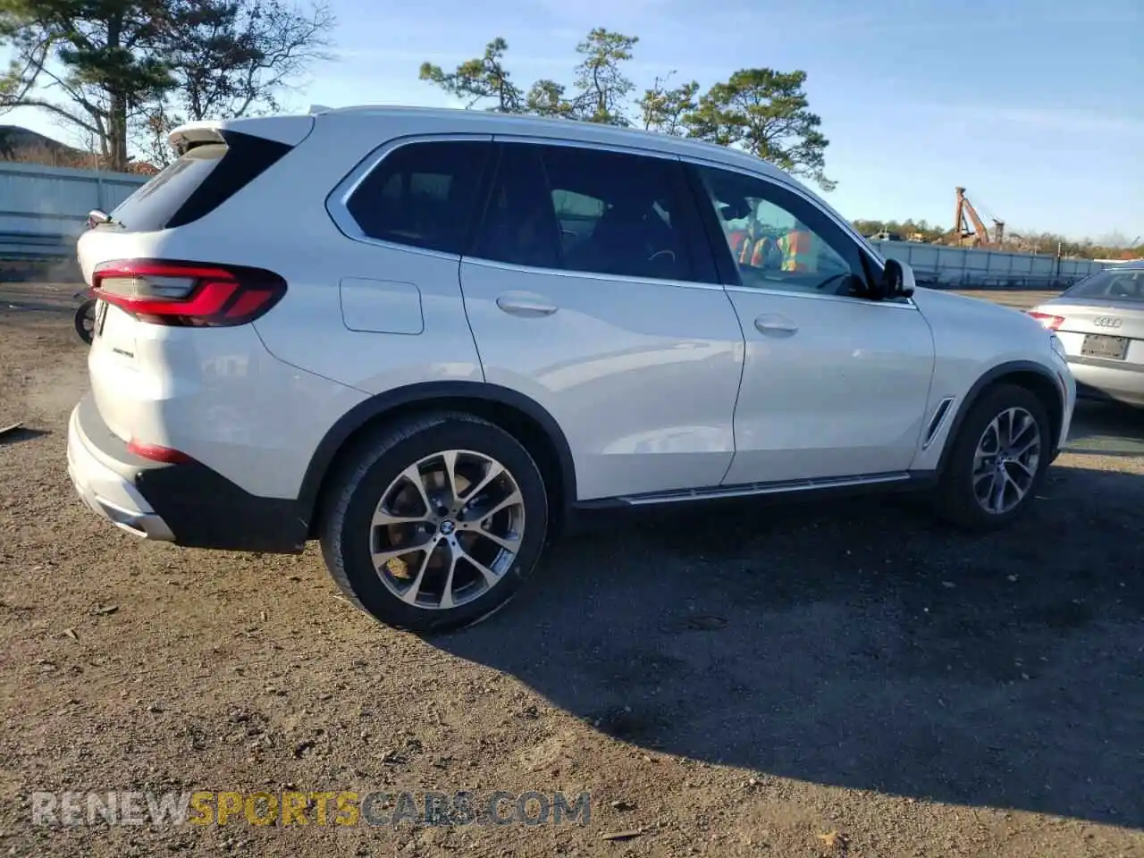 3 Photograph of a damaged car 5UXCR6C06P9N46856 BMW X5 2023
