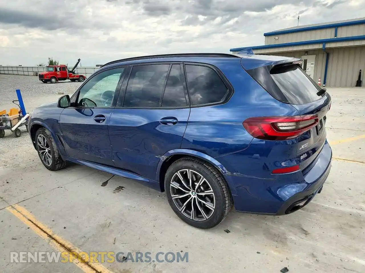 2 Photograph of a damaged car 5UXCR6C06P9P32655 BMW X5 2023