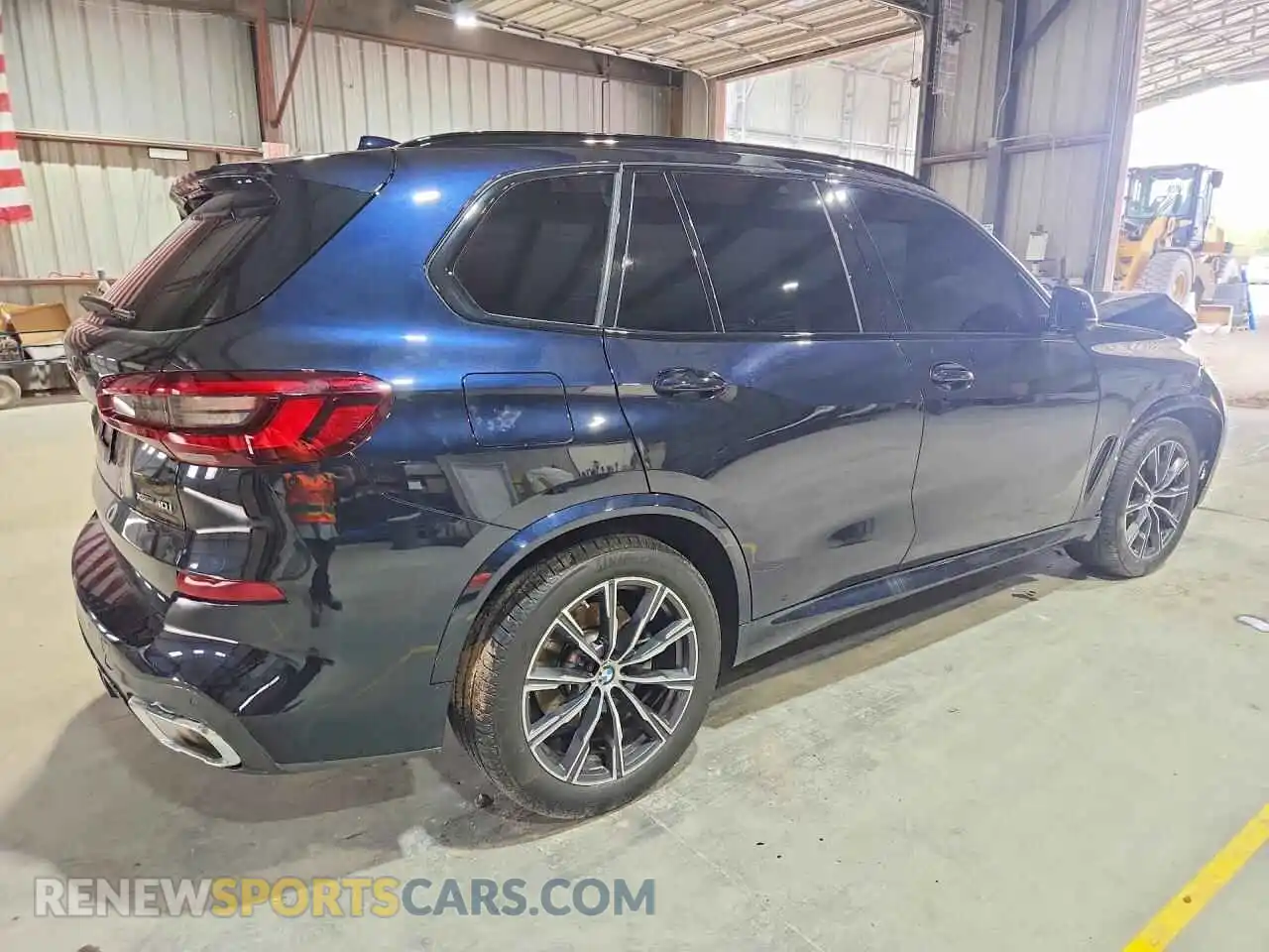 3 Photograph of a damaged car 5UXCR6C06P9S04310 BMW X5 2023