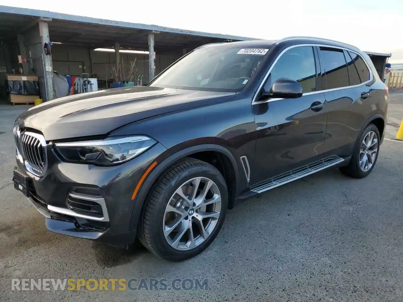 1 Photograph of a damaged car 5UXCR6C07P9N94723 BMW X5 2023