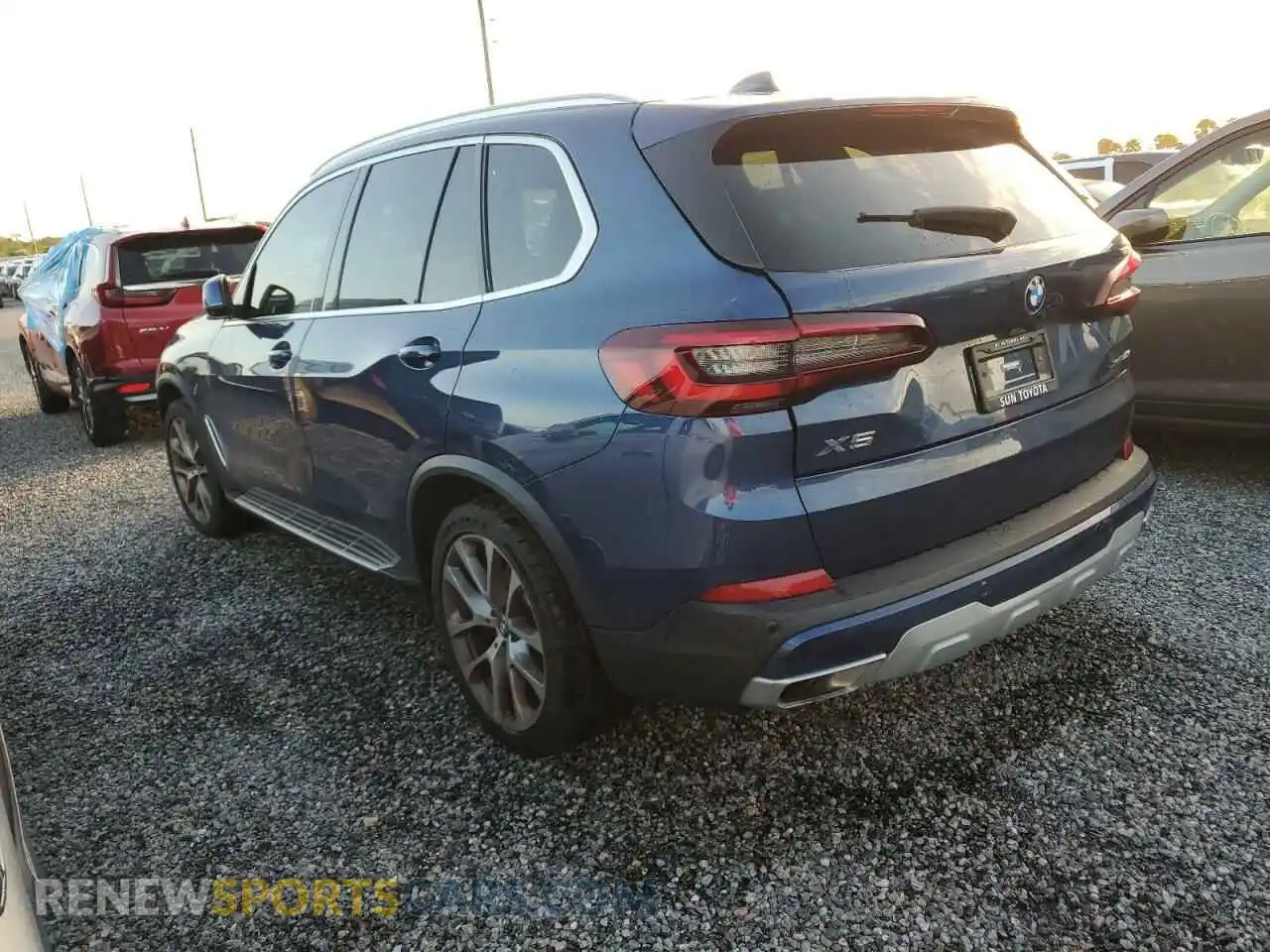 2 Photograph of a damaged car 5UXCR6C07P9P26119 BMW X5 2023
