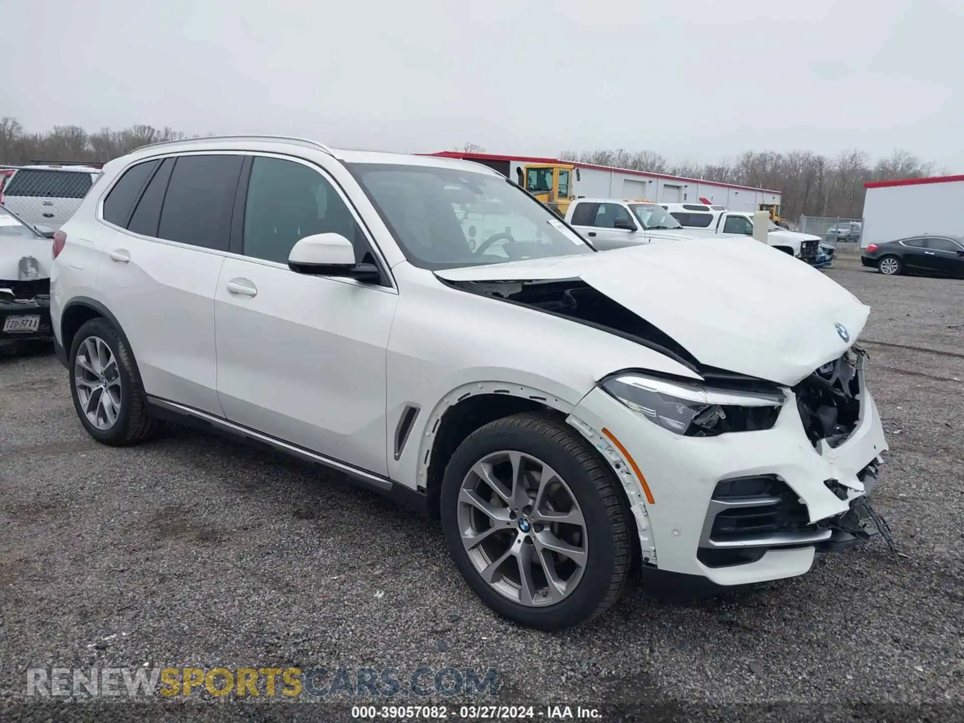 1 Photograph of a damaged car 5UXCR6C07P9P87034 BMW X5 2023