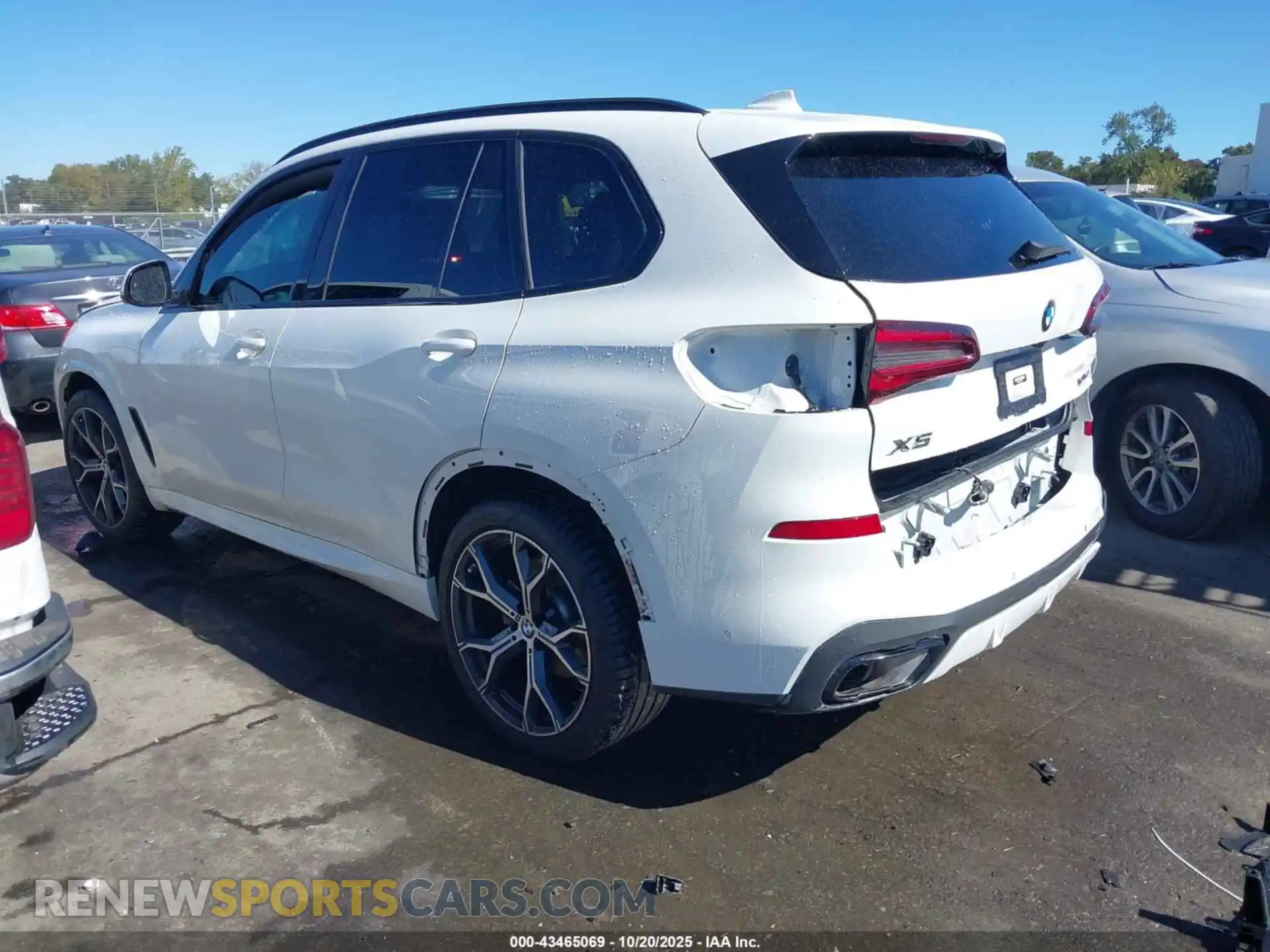 3 Фотография поврежденного автомобиля 5UXCR6C08P9P30955 BMW X5 2023