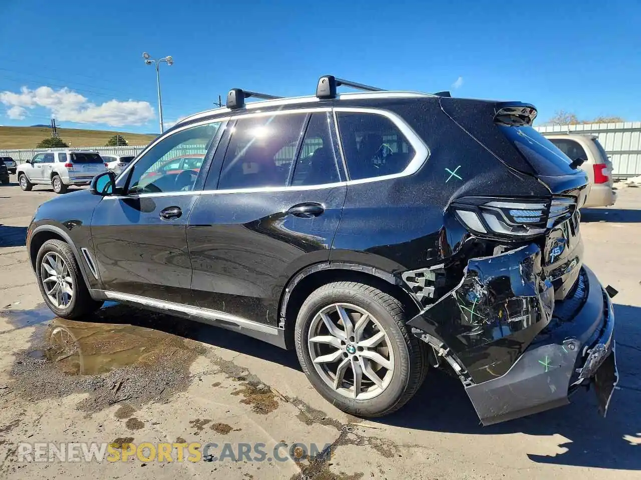 2 Фотография поврежденного автомобиля 5UXCR6C08P9R20528 BMW X5 2023