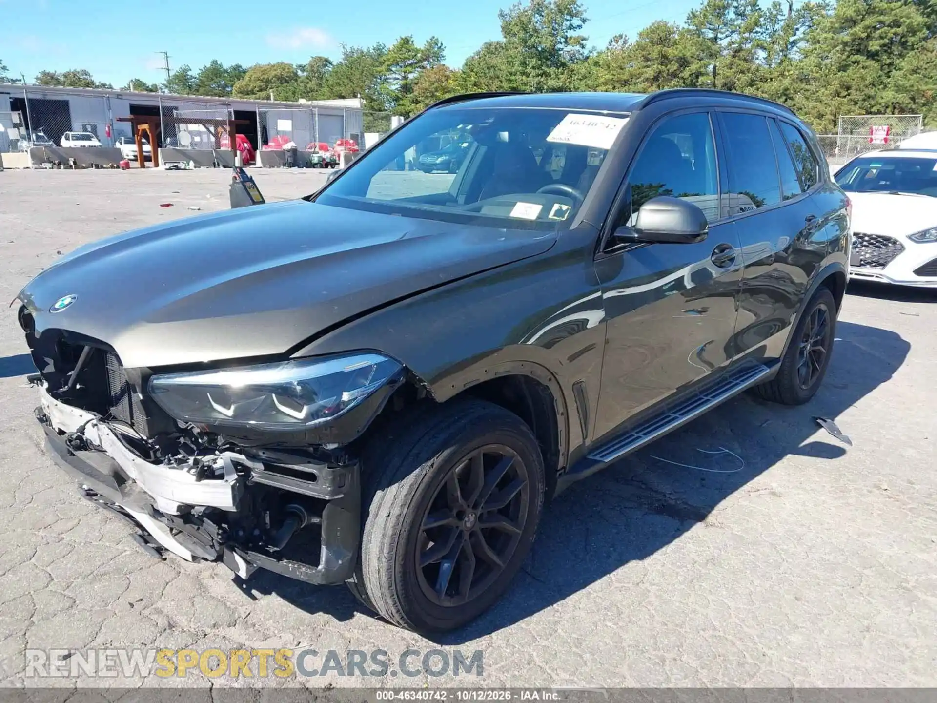 2 Photograph of a damaged car 5UXCR6C09P9N83108 BMW X5 2023