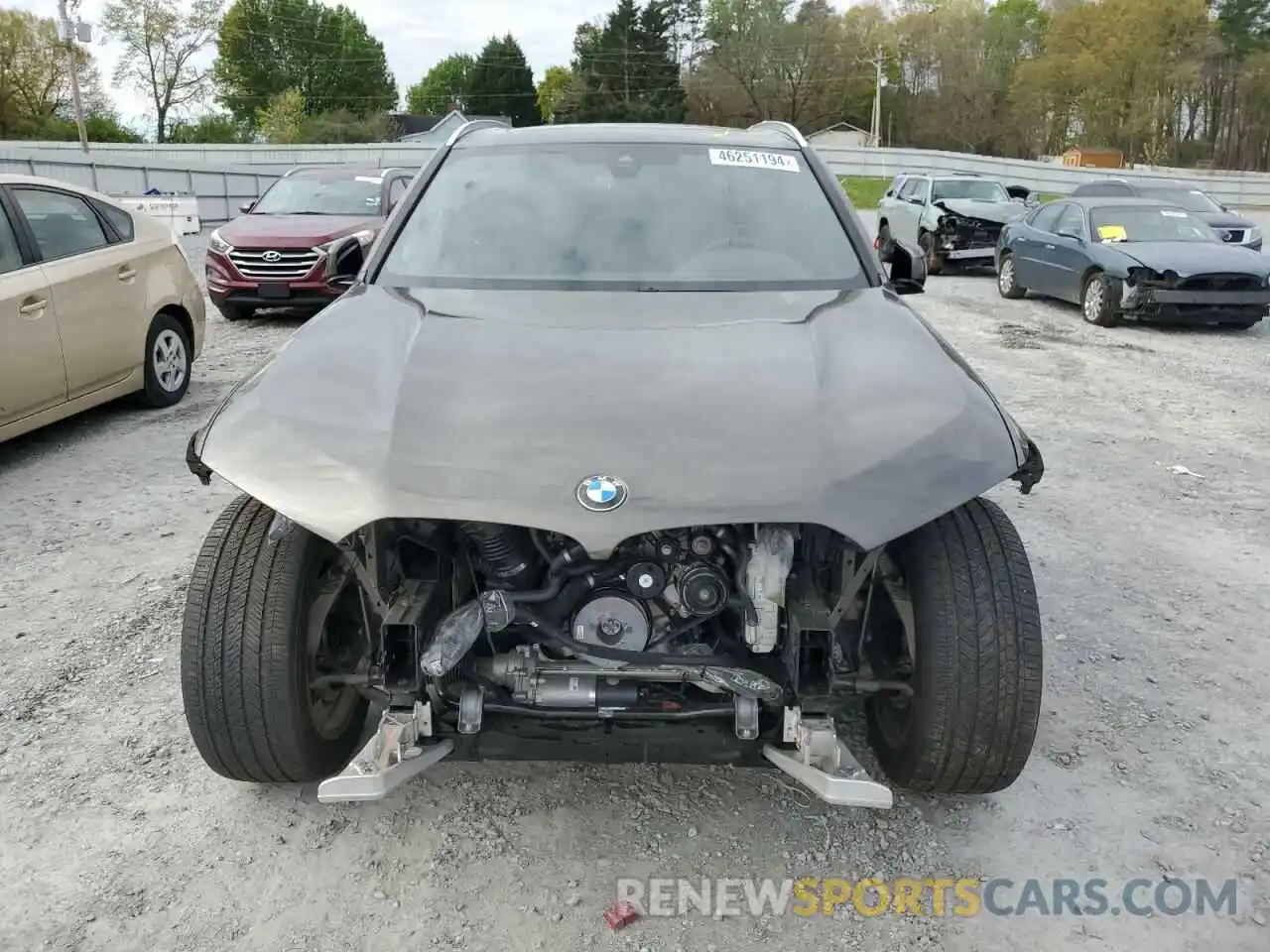 5 Photograph of a damaged car 5UXCR6C09P9R29934 BMW X5 2023