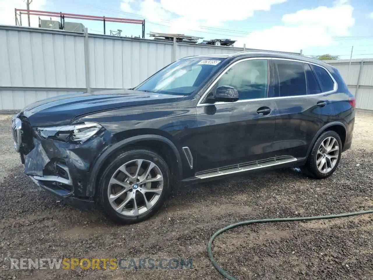 1 Photograph of a damaged car 5UXCR6C0XP9N88687 BMW X5 2023
