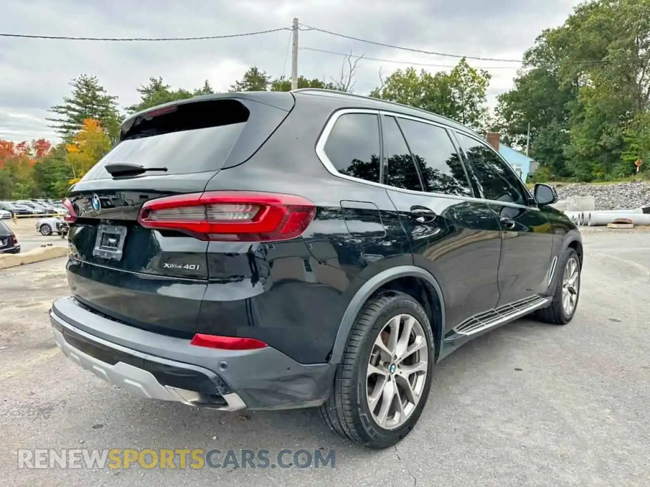3 Photograph of a damaged car 5UXCR6C0XP9P67523 BMW X5 2023