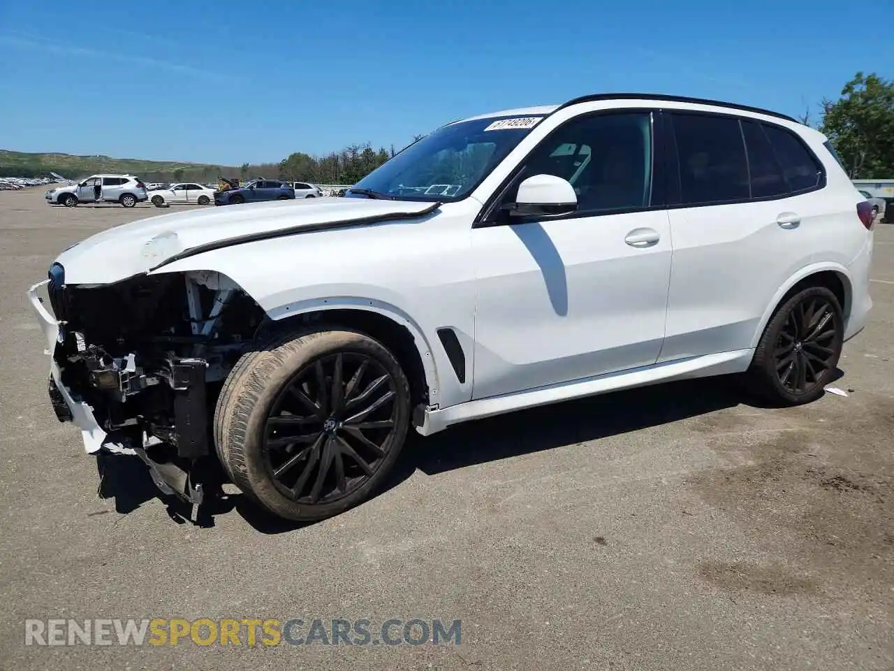 1 Photograph of a damaged car 5UXCR6C0XP9P75248 BMW X5 2023