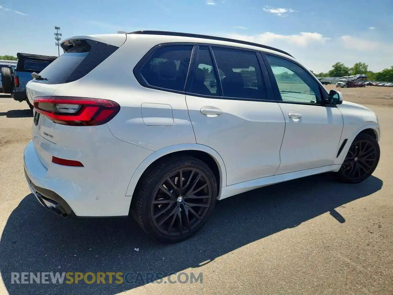 3 Photograph of a damaged car 5UXCR6C0XP9P75248 BMW X5 2023