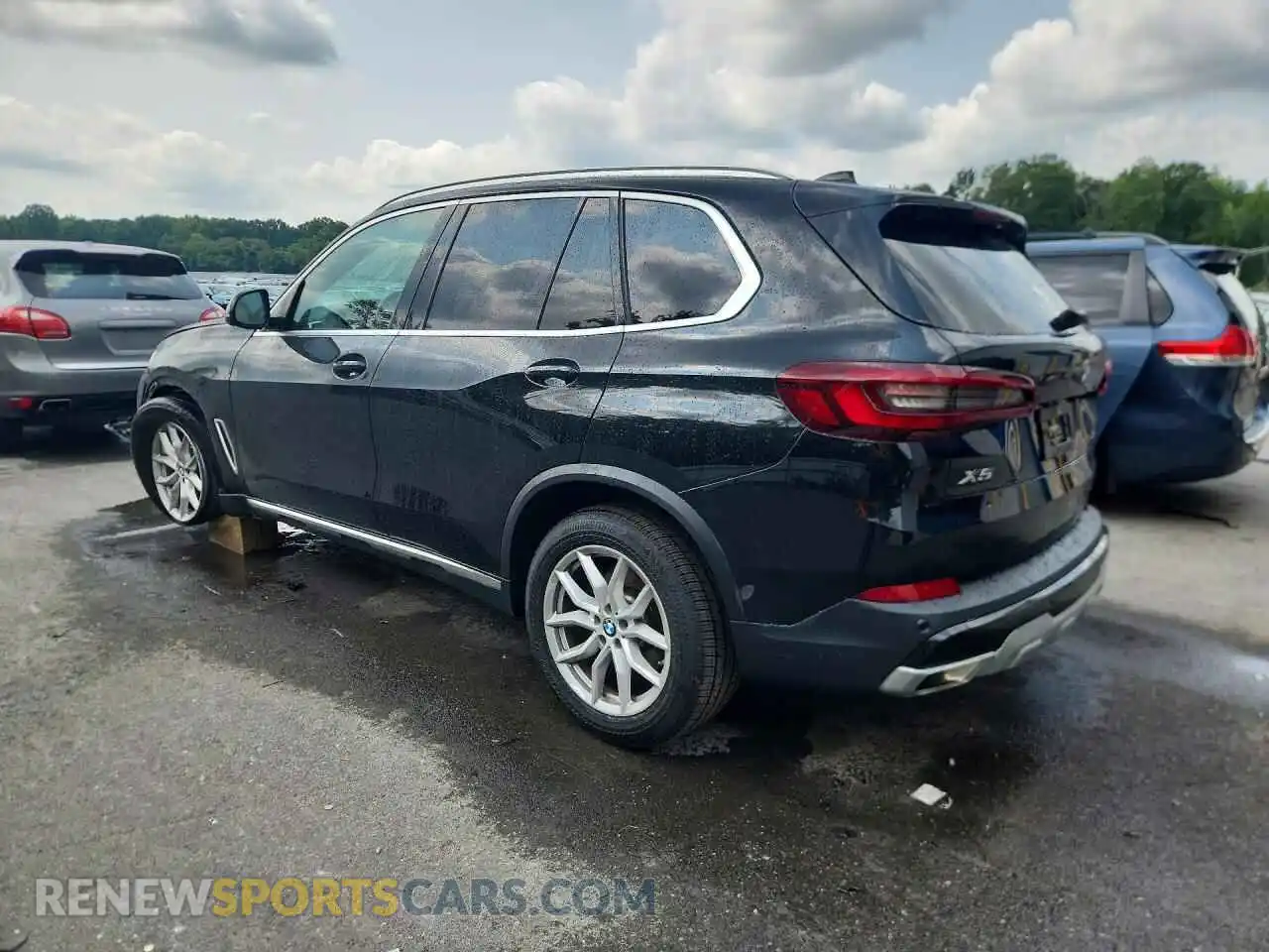 2 fotografías del automóvil dañado 5UXCR6C0XP9R85901 BMW X5 2023
