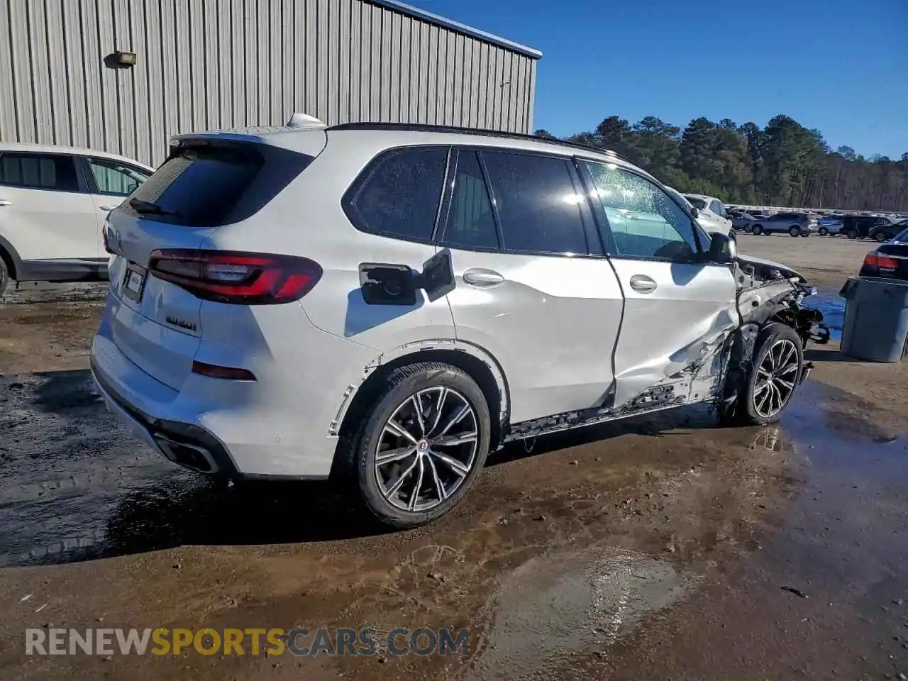 3 Photograph of a damaged car 5UXJU4C01P9R05699 BMW X5 2023