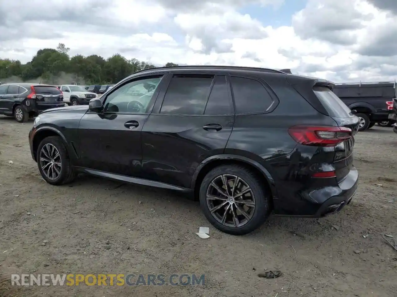 2 Photograph of a damaged car 5UXJU4C03P9P60004 BMW X5 2023