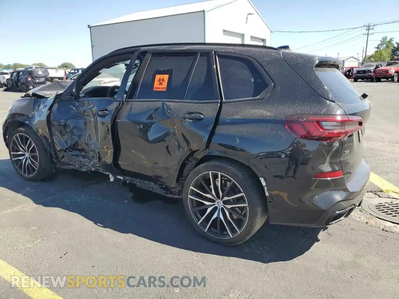 2 Photograph of a damaged car 5UXJU4C04P9R18978 BMW X5 2023