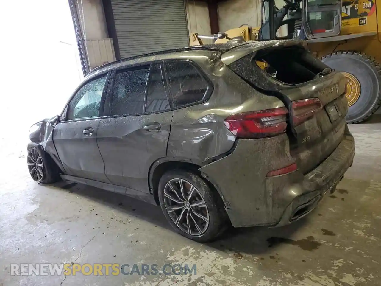 2 Photograph of a damaged car 5UXJU4C07P9P93975 BMW X5 2023