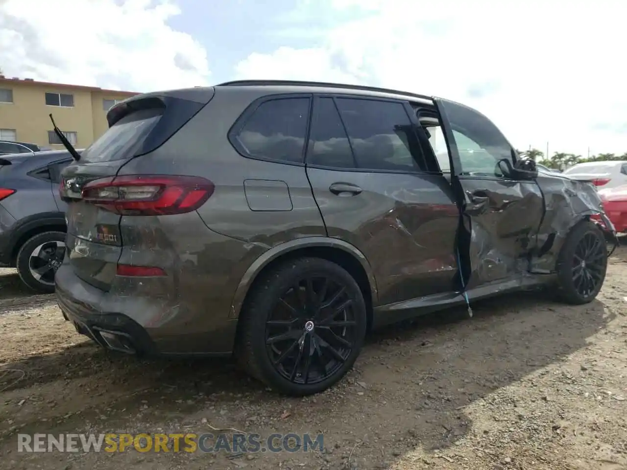 3 fotografías del automóvil dañado 5UXJU4C07P9R21924 BMW X5 2023