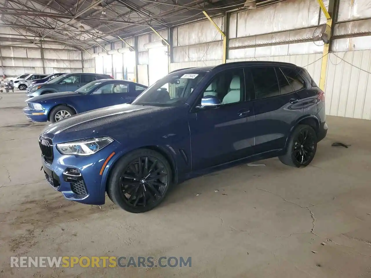 1 Photograph of a damaged car 5UXJU4C09P9P85232 BMW X5 2023