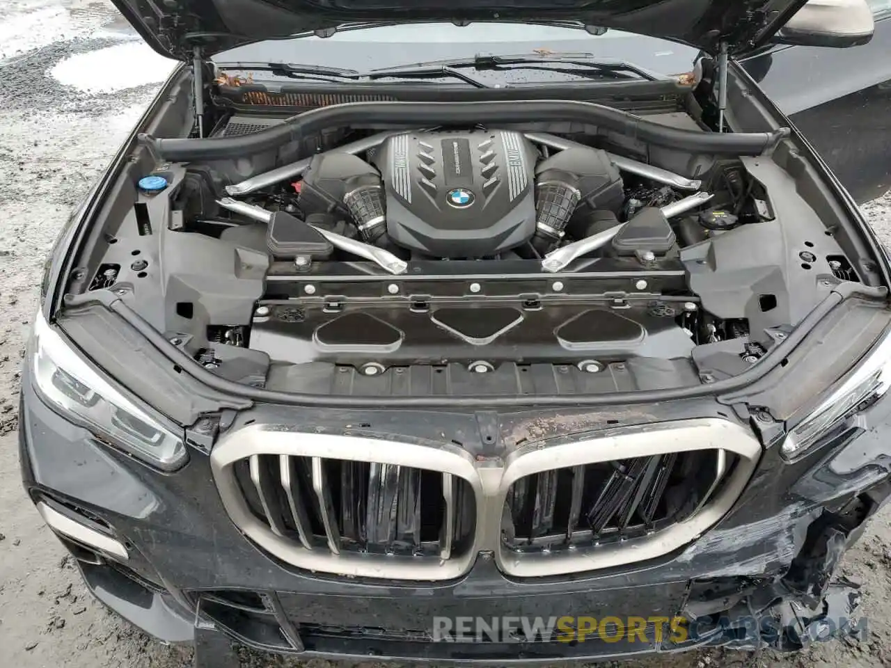 11 Photograph of a damaged car 5UXJU4C0XP9R02073 BMW X5 2023