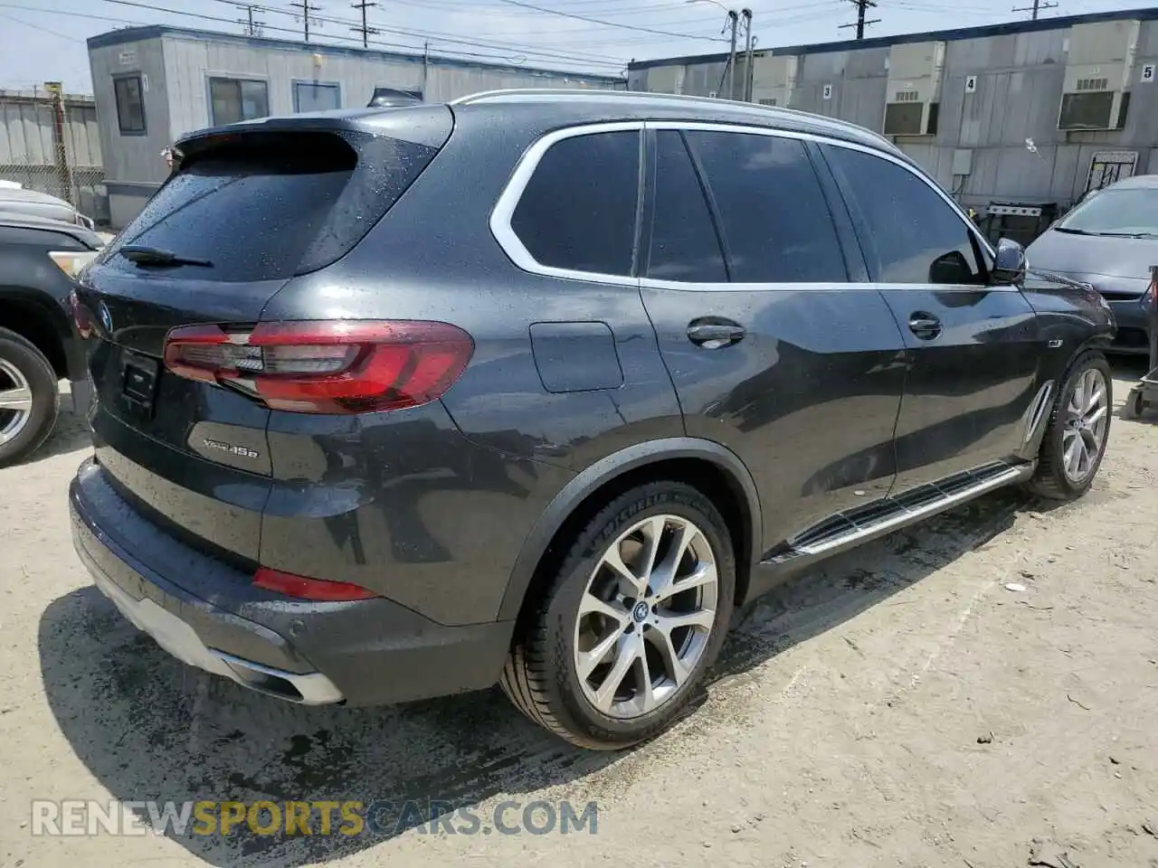 3 Фотография поврежденного автомобиля 5UXTA6C00P9N55656 BMW X5 2023