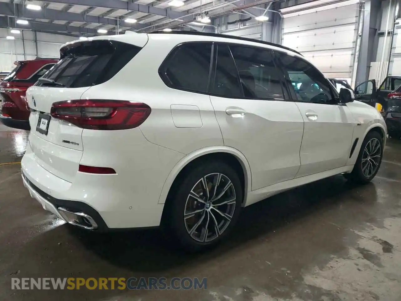 3 fotografías del automóvil dañado 5UXTA6C01P9P03488 BMW X5 2023