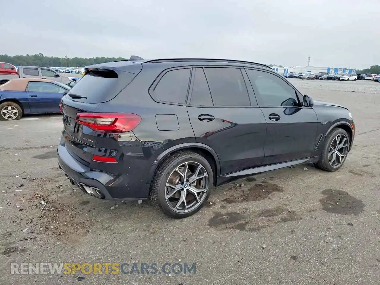 3 Photograph of a damaged car 5UXTA6C04P9P33603 BMW X5 2023
