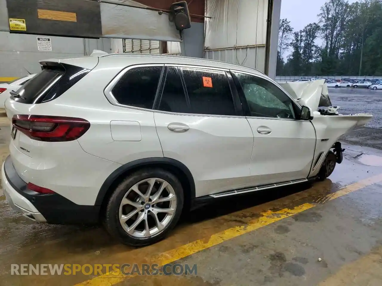 3 Фотография поврежденного автомобиля 5UXTA6C04P9P56136 BMW X5 2023