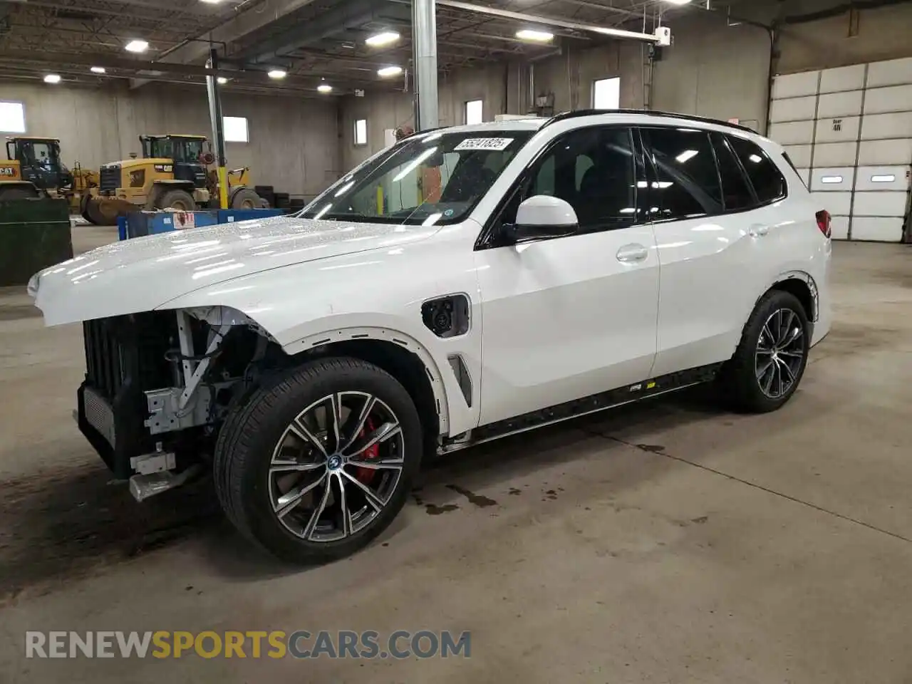 1 Photograph of a damaged car 5UXTA6C07P9N71269 BMW X5 2023