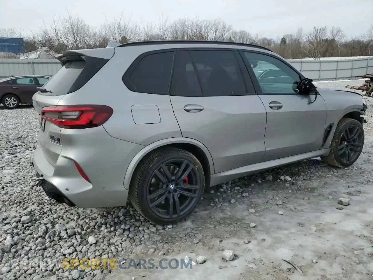 3 Photograph of a damaged car 5YMJU0C06P9R60277 BMW X5 2023