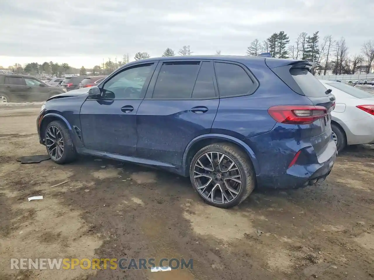 2 Photograph of a damaged car 5YMJU0C07P9N52743 BMW X5 2023