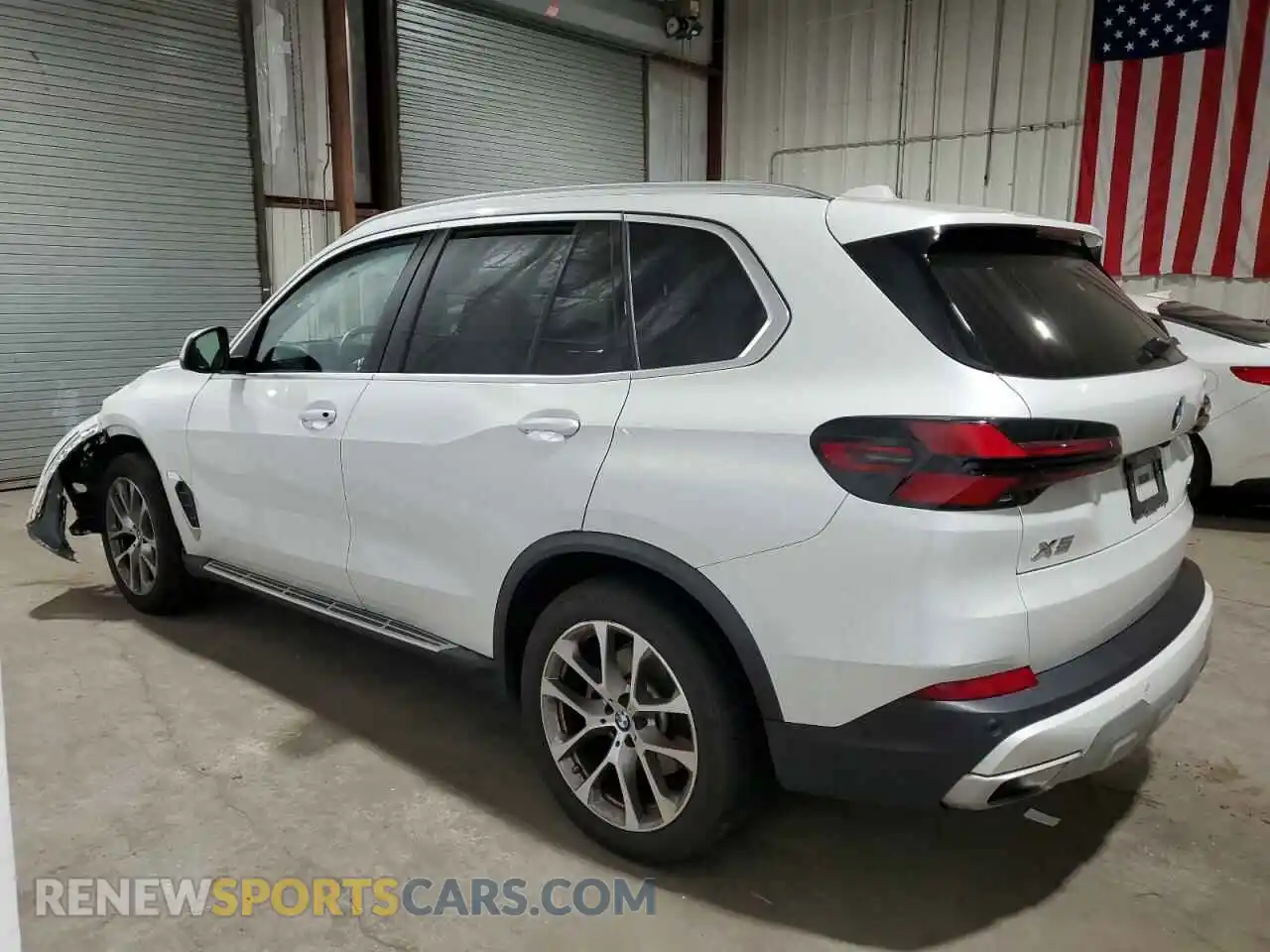 2 Photograph of a damaged car 5UX13EU00R9U83077 BMW X5 2024